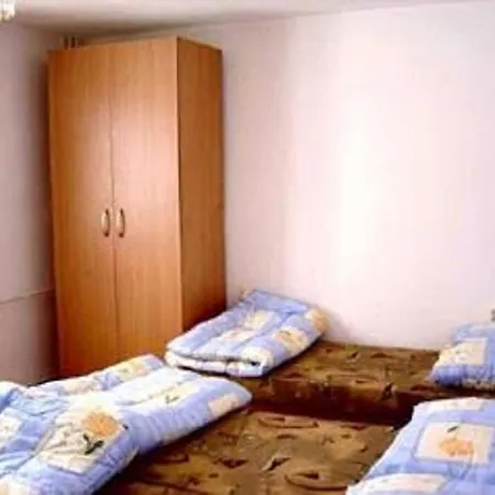 Lucinka بيت ضيافة Polomka